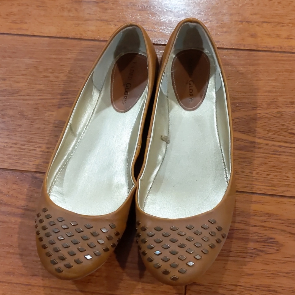 Faded Glory studded camel flats size 7.5